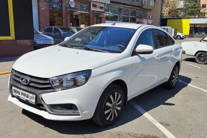 ВАЗ (LADA) Vesta в аренду под выкуп в Бери Рули