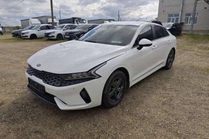 Kia K5 в аренду под выкуп в Бери Рули