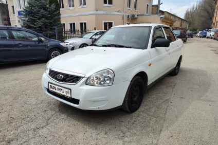 ВАЗ (LADA) Приора седан классик 16кл в аренду под выкуп в Бери Рули