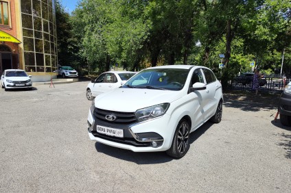 ВАЗ (LADA) XRAY комфорт 16кл в аренду под выкуп в Бери Рули