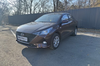 HYUNDAI Solaris в аренду под выкуп в Бери Рули